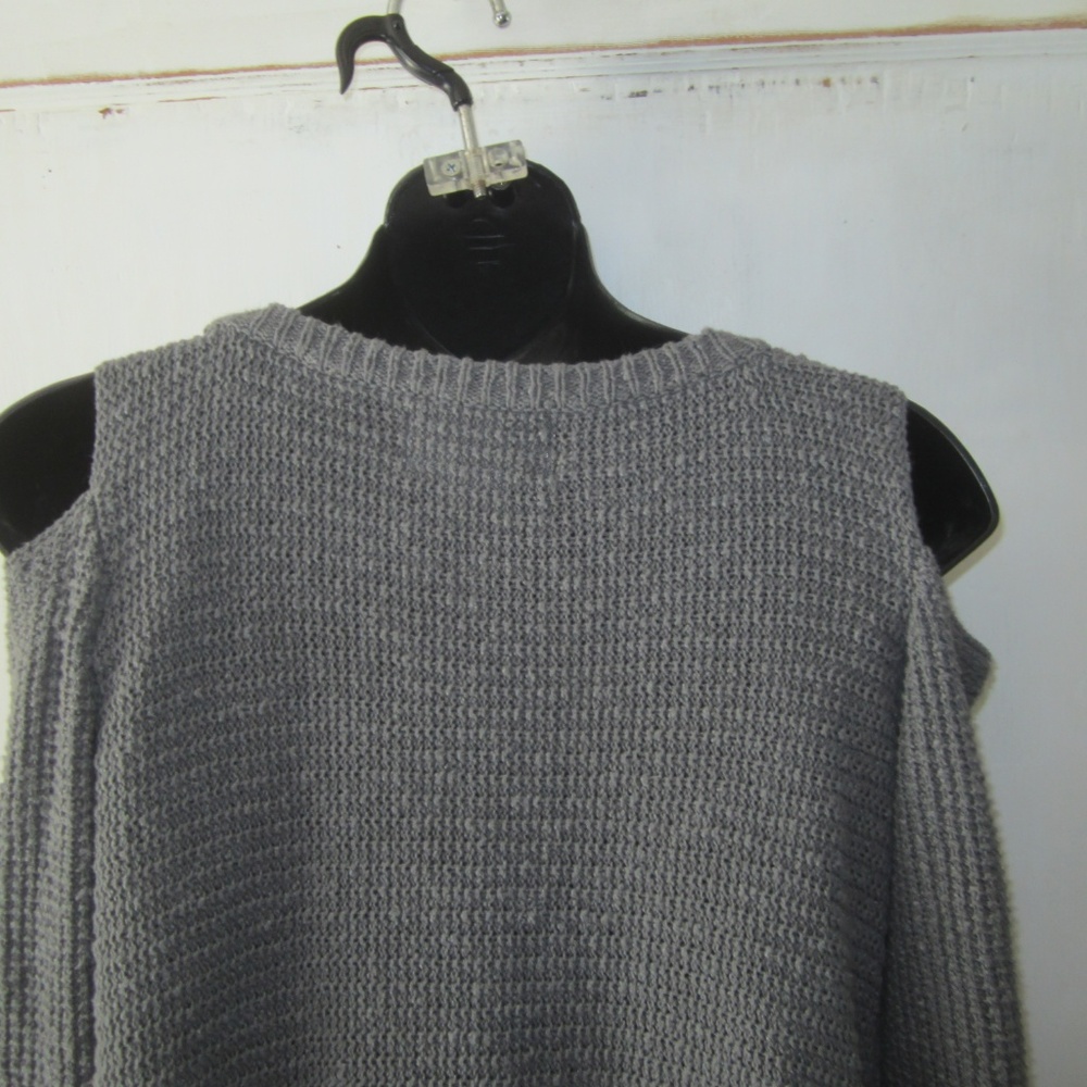 Ruby Moon XS - Open Shoulder - Picture 5 of 6